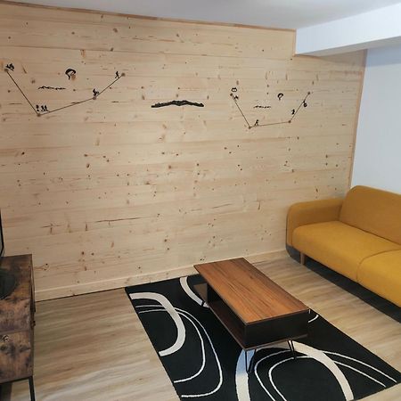Joli Appartement A Мон-Луи Экстерьер фото